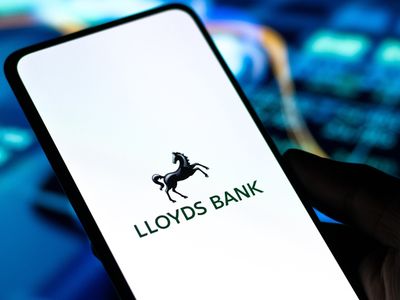 Hopper partners with Lloyds to launch travel booking portal
